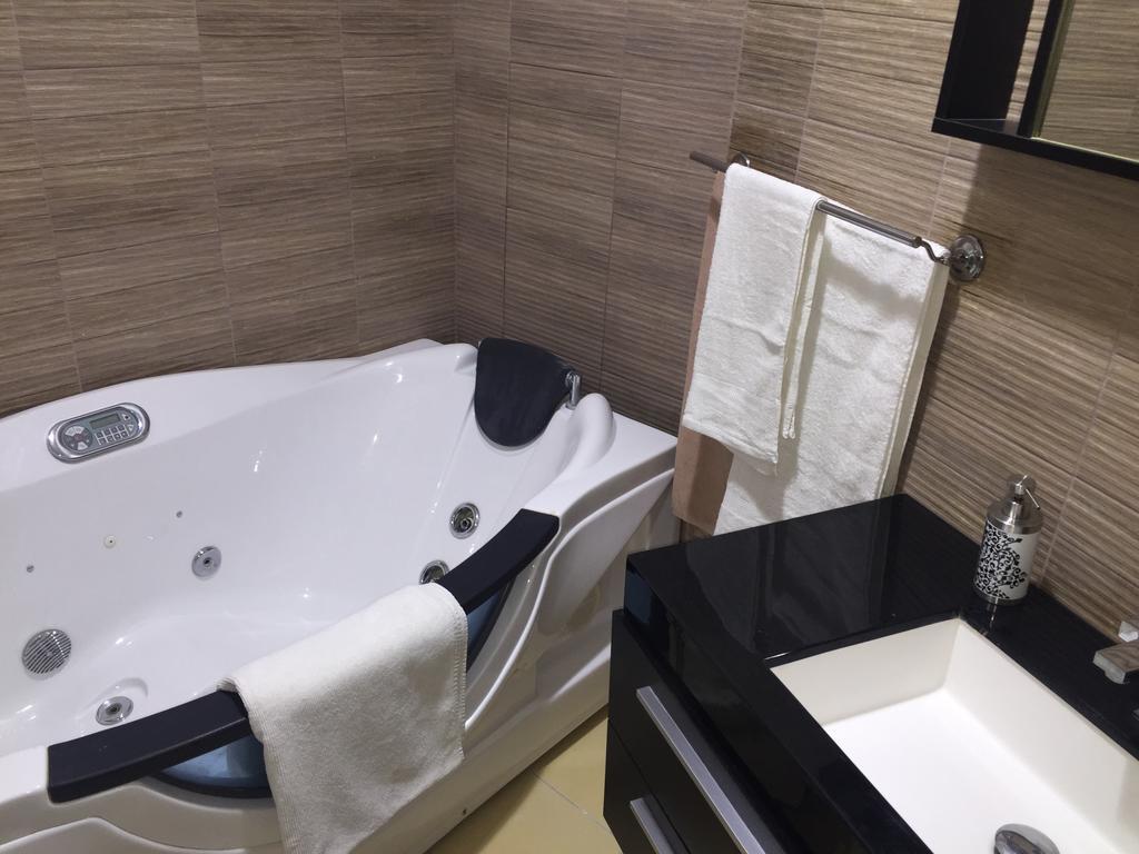 شقة بوخارست  في Apartament Unirii Centru المظهر الخارجي الصورة